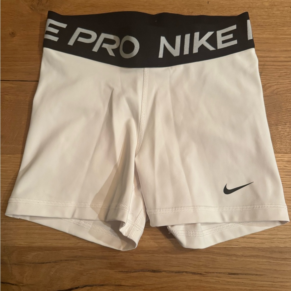 Nike Women's Black and White Athletic Shorts 3” - Picture 2 of 4
